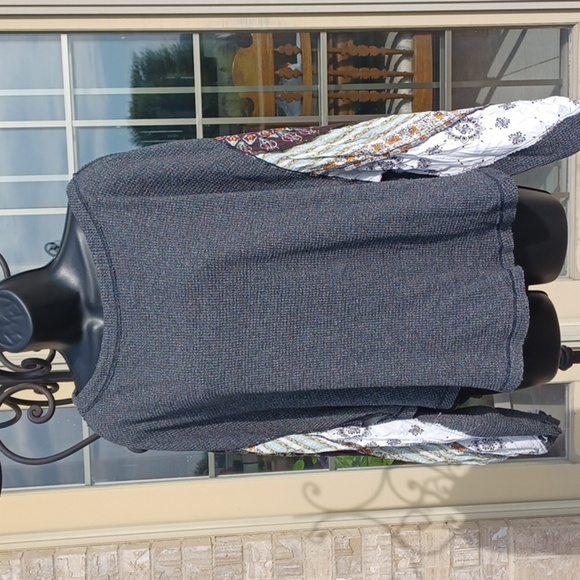 Free People Tops - Free People Women's Blossom Thermal Sweater Top in Paisley Floral Sz M